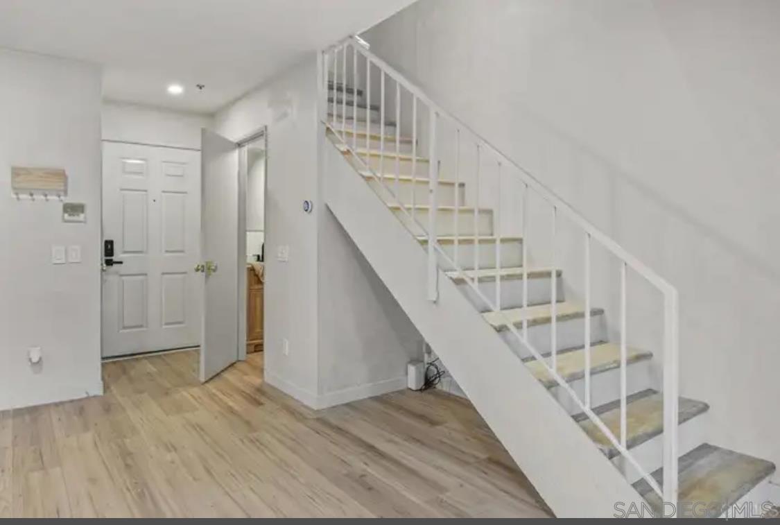 Detail Gallery Image 9 of 13 For 5377  Lake Murray, La Mesa,  CA 91942 - 1 Beds | 1/1 Baths