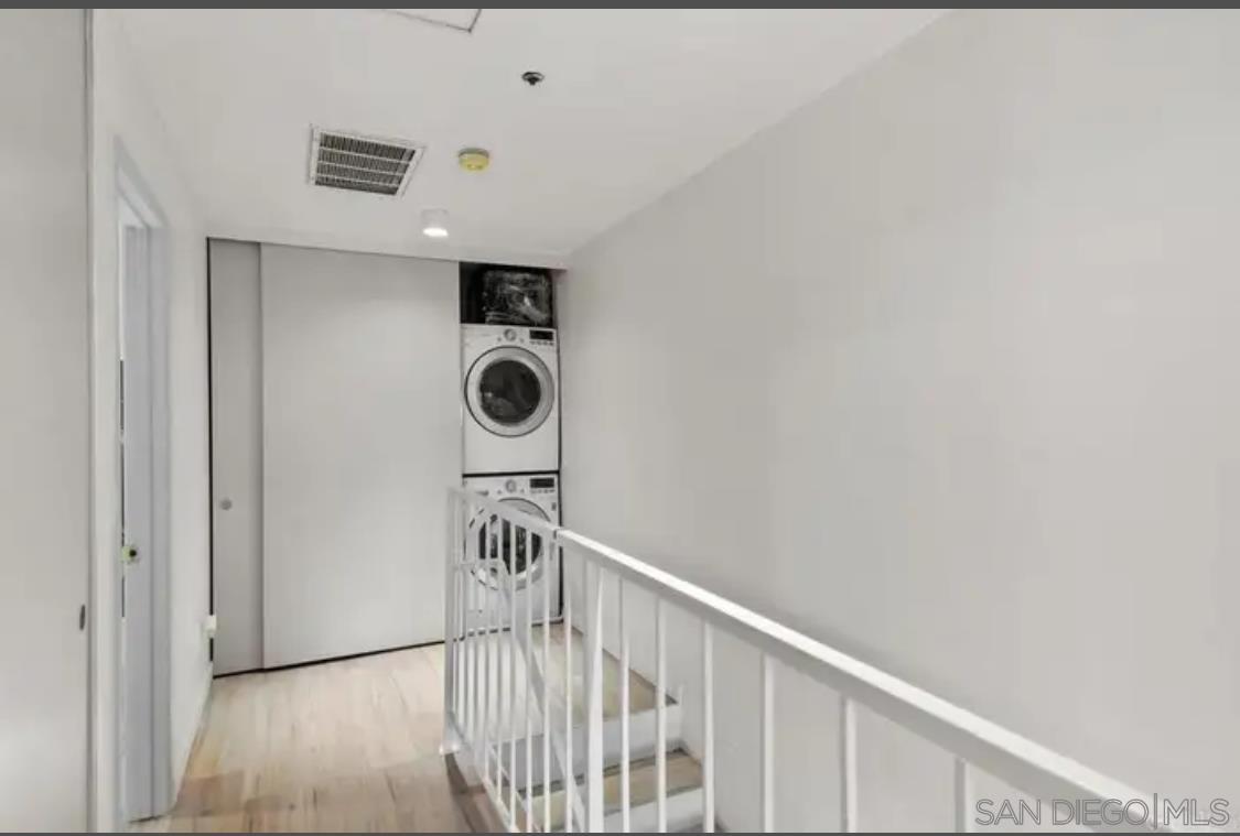 Detail Gallery Image 10 of 13 For 5377  Lake Murray, La Mesa,  CA 91942 - 1 Beds | 1/1 Baths