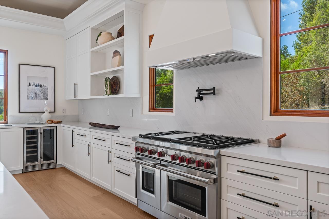 Detail Gallery Image 28 of 74 For 5758  Las Palomas, Rancho Santa Fe,  CA 92067 - 5 Beds | 5/2 Baths