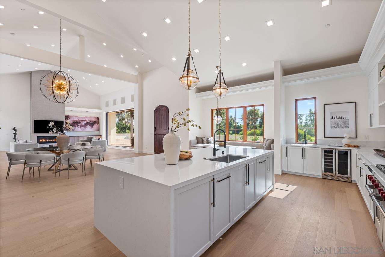 Detail Gallery Image 29 of 74 For 5758  Las Palomas, Rancho Santa Fe,  CA 92067 - 5 Beds | 5/2 Baths