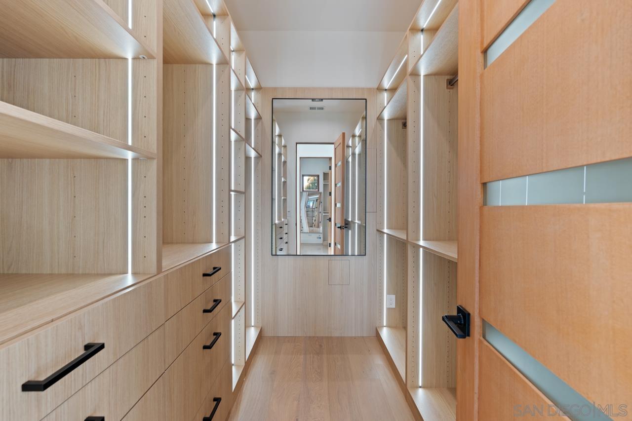 Detail Gallery Image 46 of 74 For 5758  Las Palomas, Rancho Santa Fe,  CA 92067 - 5 Beds | 5/2 Baths