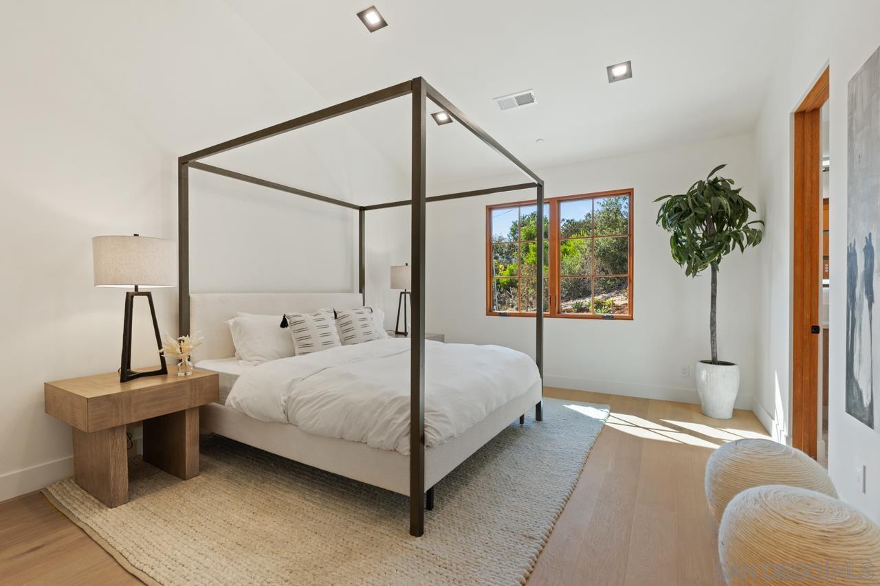 Detail Gallery Image 50 of 74 For 5758  Las Palomas, Rancho Santa Fe,  CA 92067 - 5 Beds | 5/2 Baths