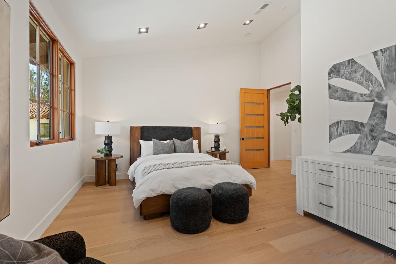 Detail Gallery Image 52 of 74 For 5758  Las Palomas, Rancho Santa Fe,  CA 92067 - 5 Beds | 5/2 Baths