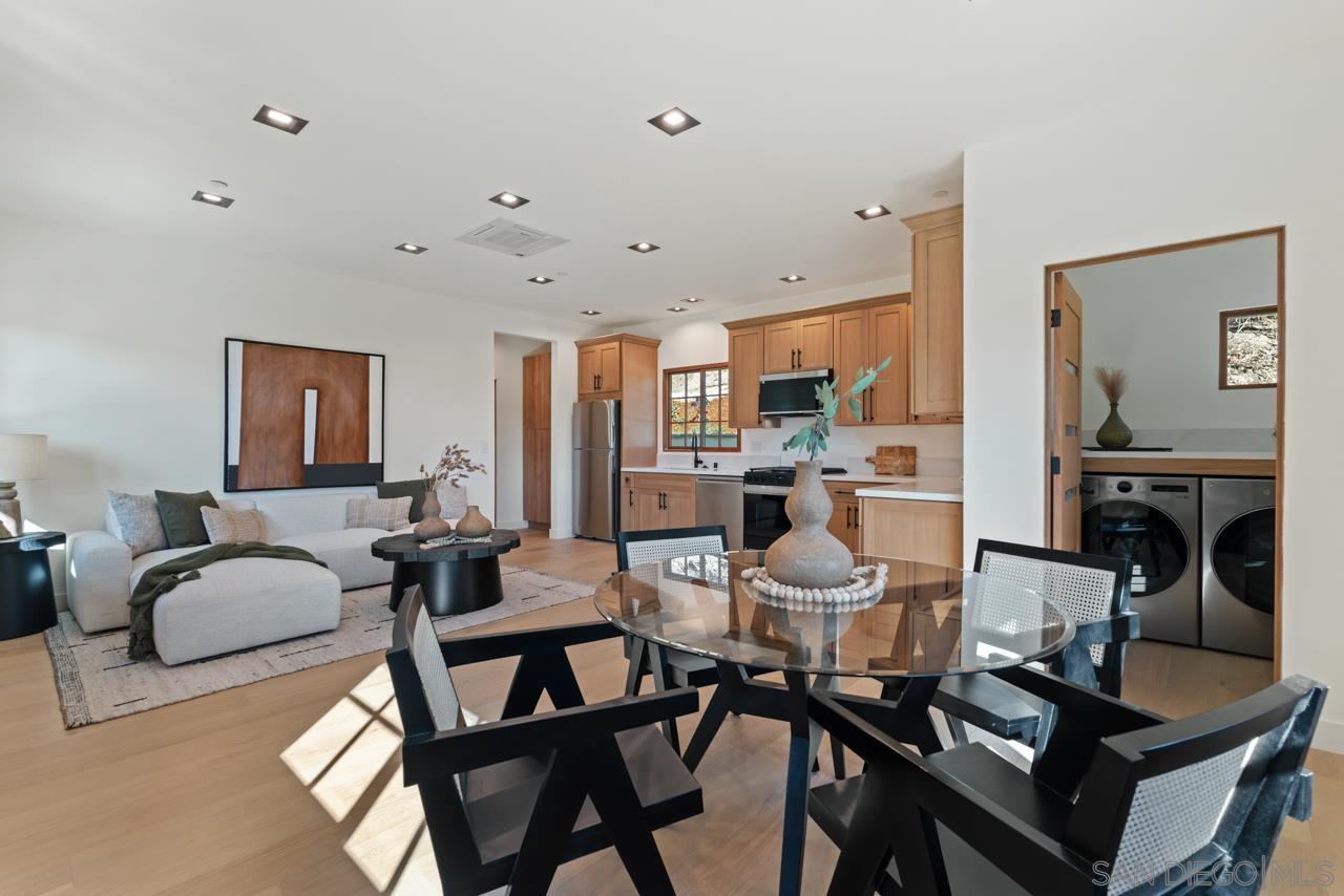 Detail Gallery Image 68 of 74 For 5758  Las Palomas, Rancho Santa Fe,  CA 92067 - 5 Beds | 5/2 Baths