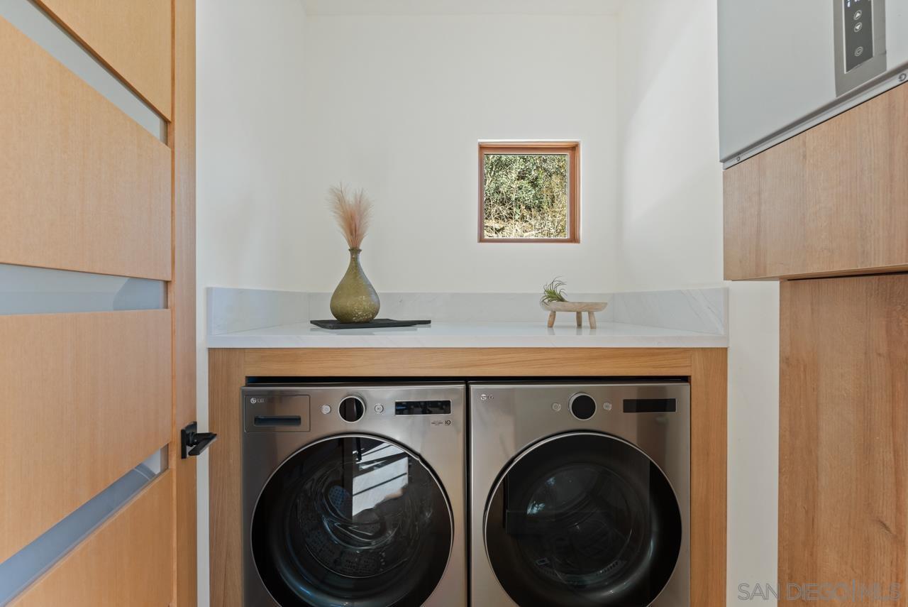 Detail Gallery Image 72 of 74 For 5758  Las Palomas, Rancho Santa Fe,  CA 92067 - 5 Beds | 5/2 Baths