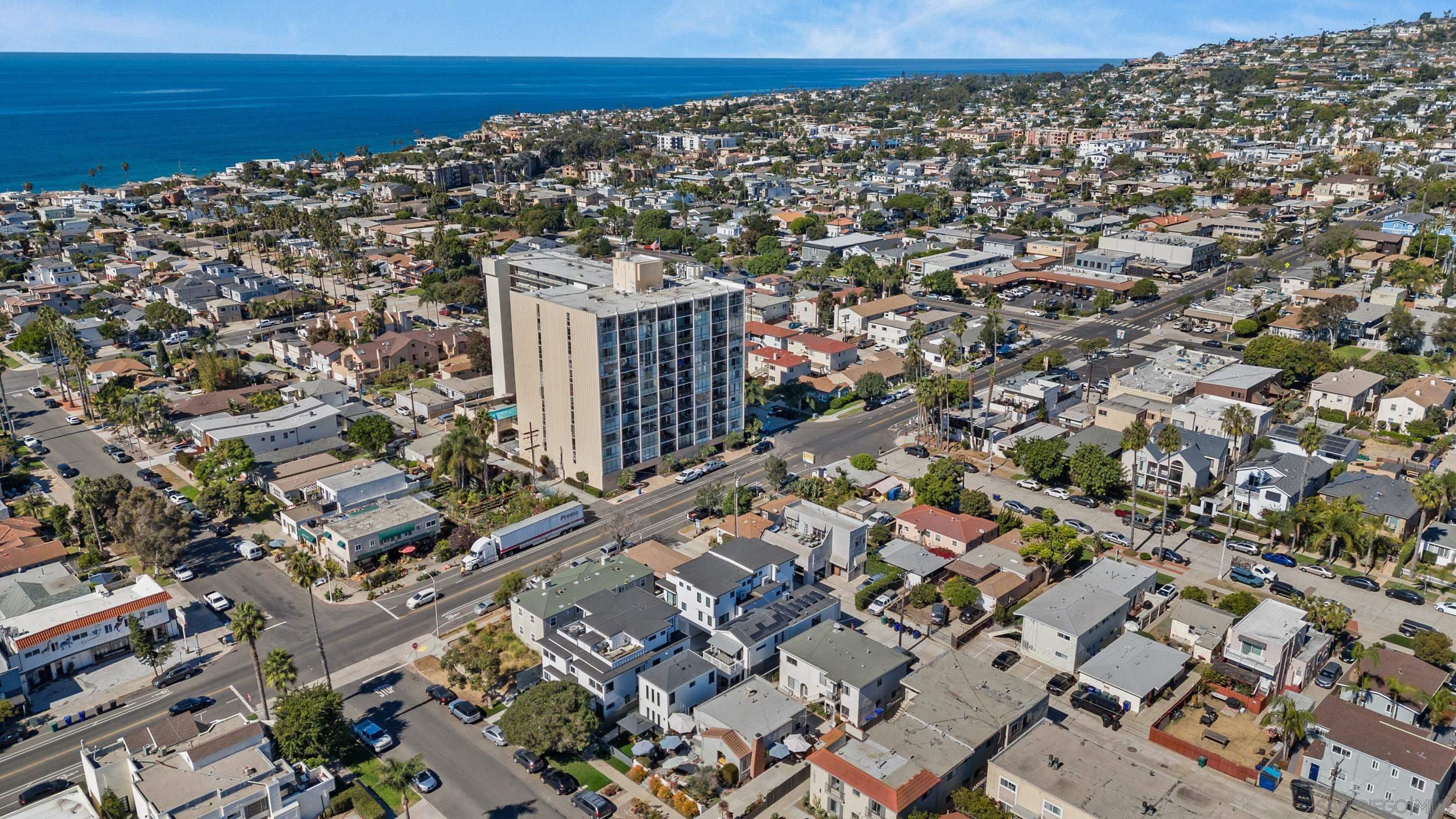 Detail Gallery Image 28 of 33 For 1020  Beryl Street, San Diego,  CA 92109 - 2 Beds | 1/1 Baths