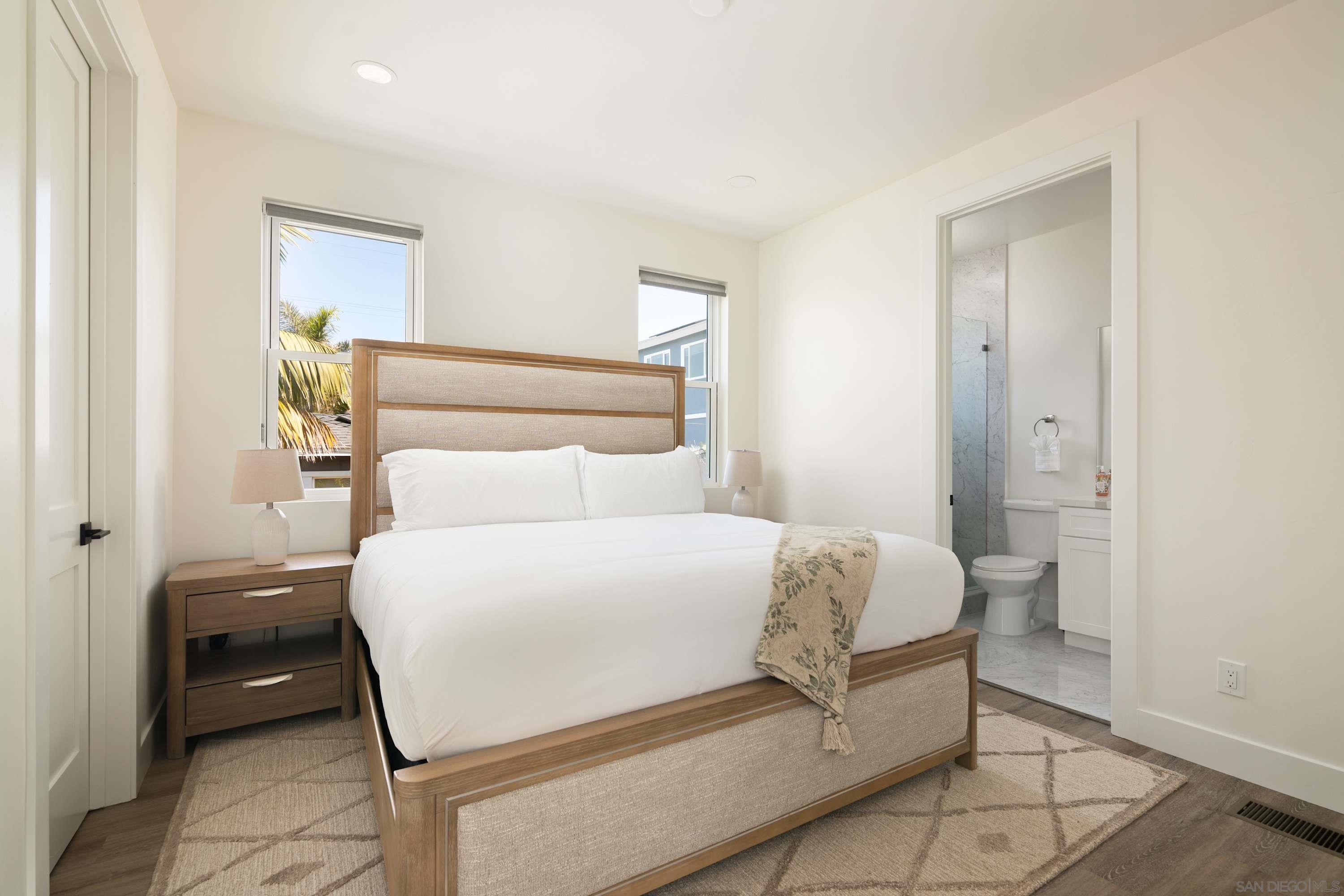 Detail Gallery Image 16 of 25 For 4616  Cape May Ave, San Diego,  CA 92107 - 3 Beds | 3/1 Baths