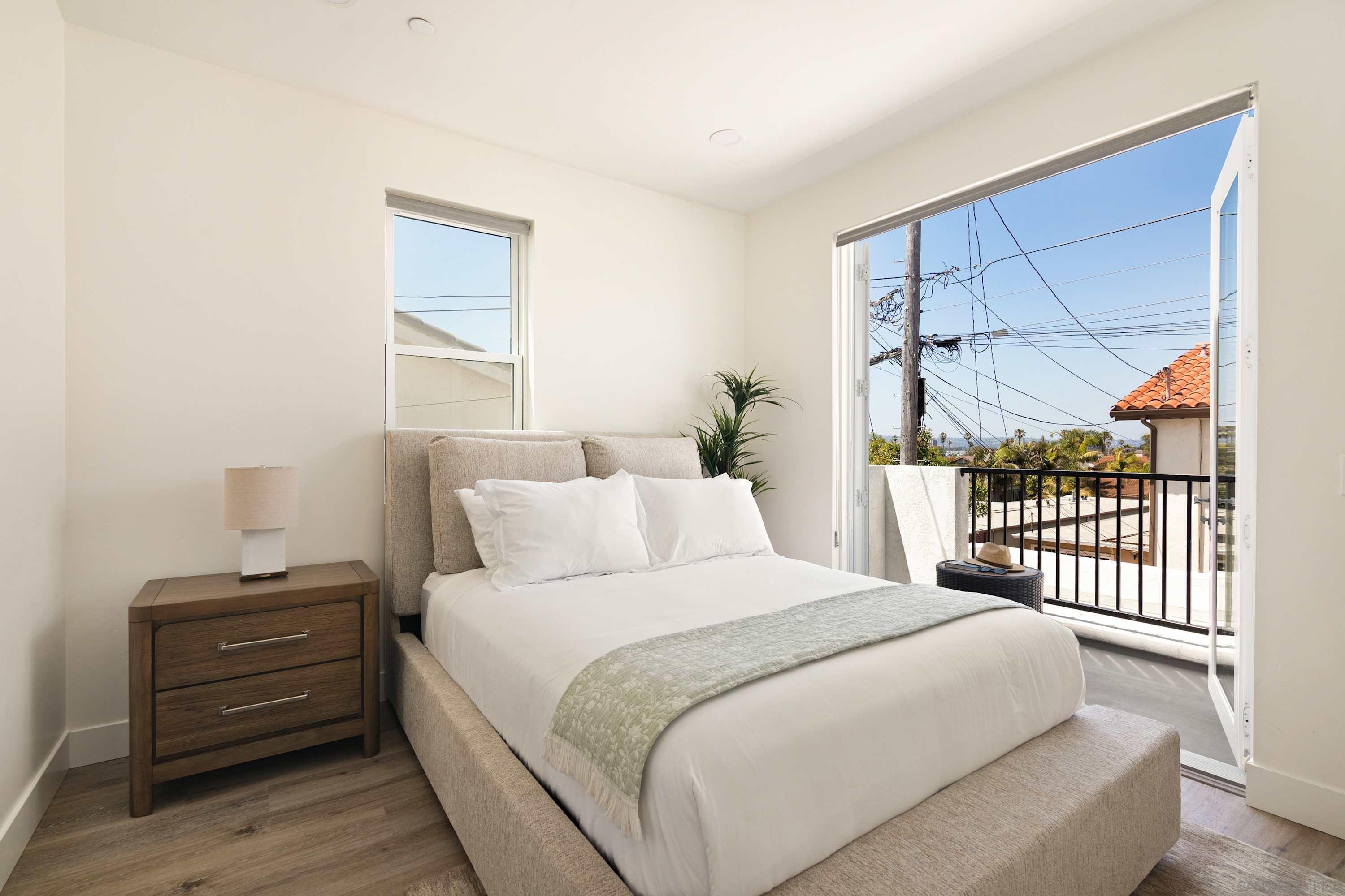 Detail Gallery Image 20 of 25 For 4616  Cape May Ave, San Diego,  CA 92107 - 3 Beds | 3/1 Baths