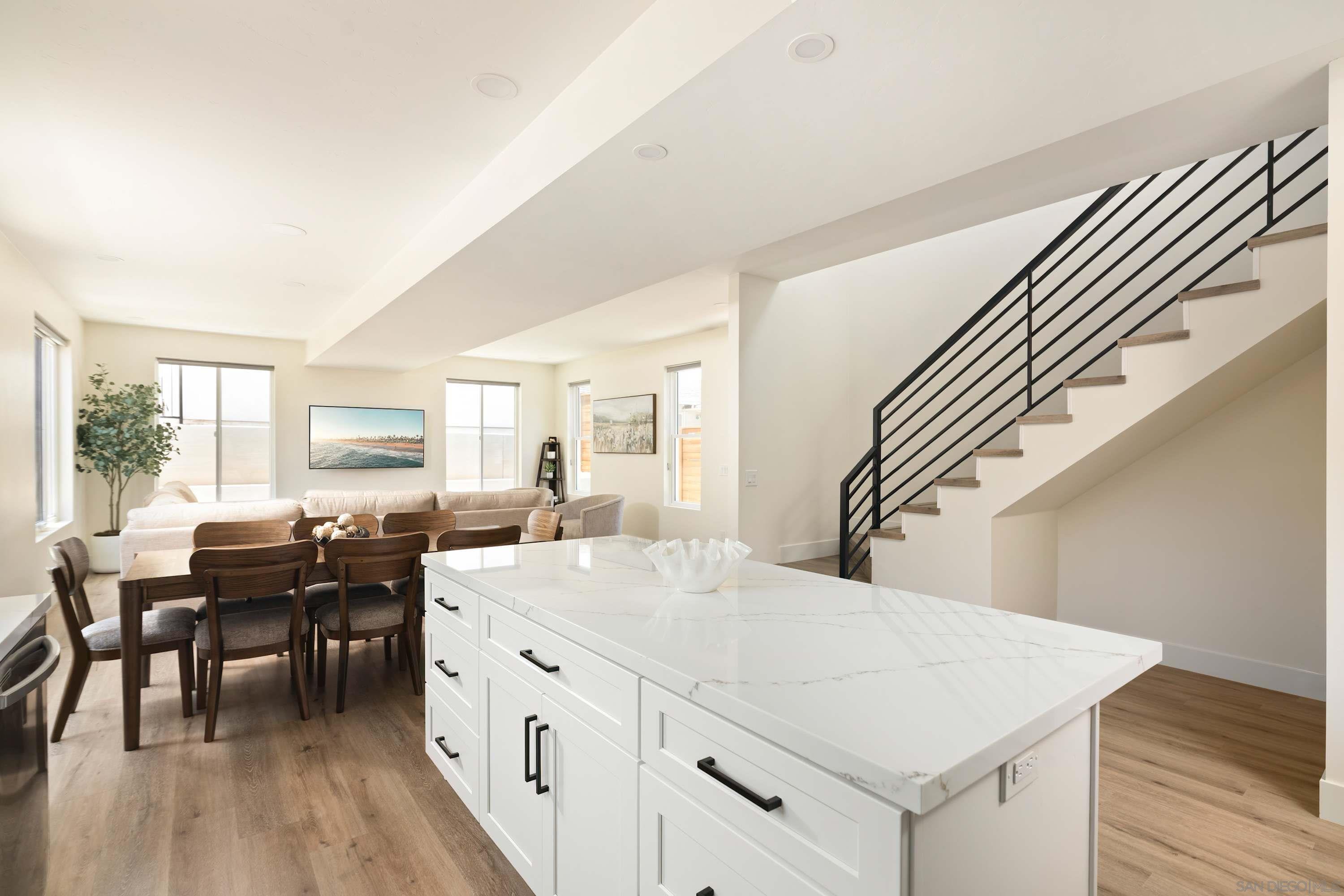 Detail Gallery Image 4 of 25 For 4616  Cape May Ave, San Diego,  CA 92107 - 3 Beds | 3/1 Baths