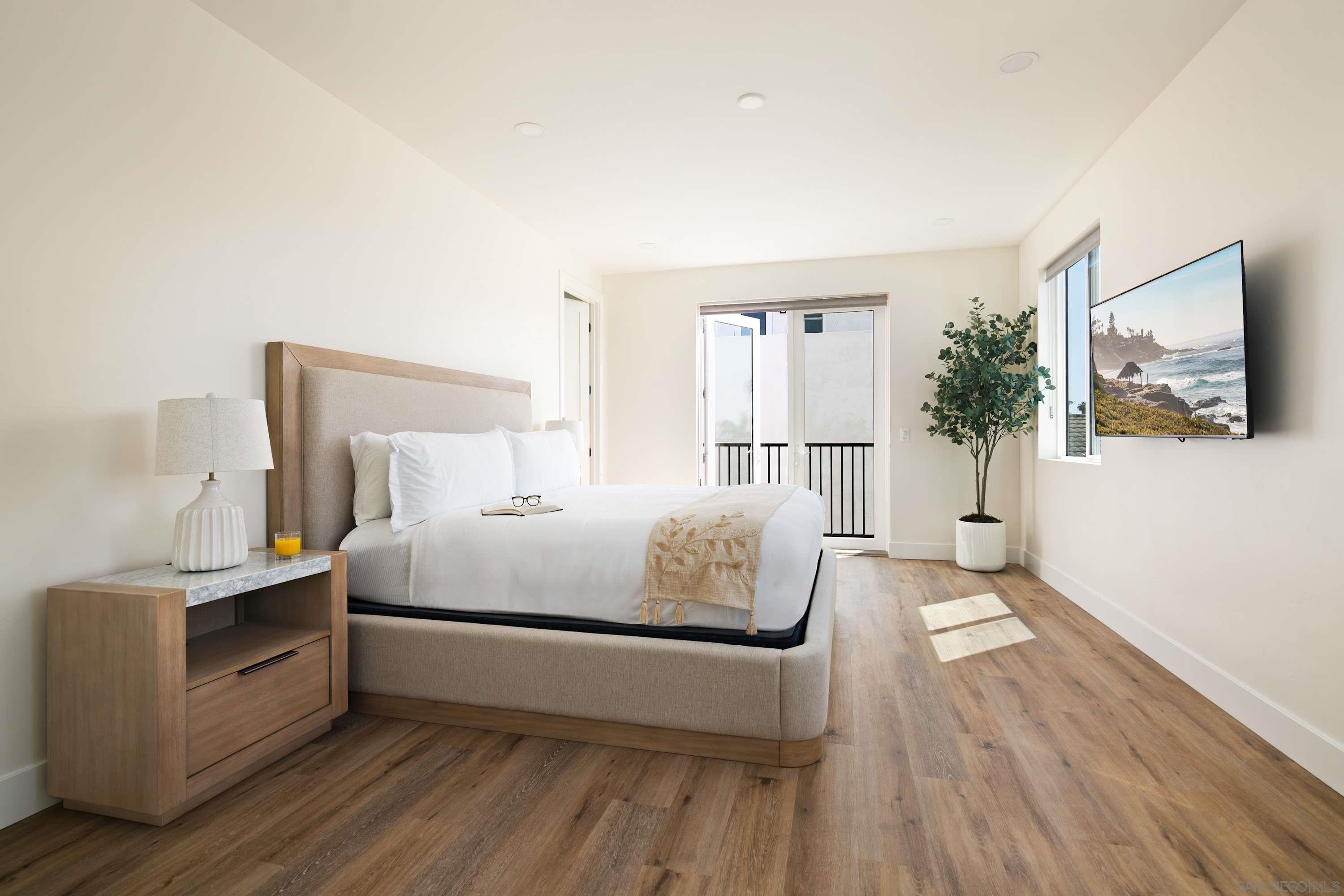 Detail Gallery Image 5 of 25 For 4616  Cape May Ave, San Diego,  CA 92107 - 3 Beds | 3/1 Baths