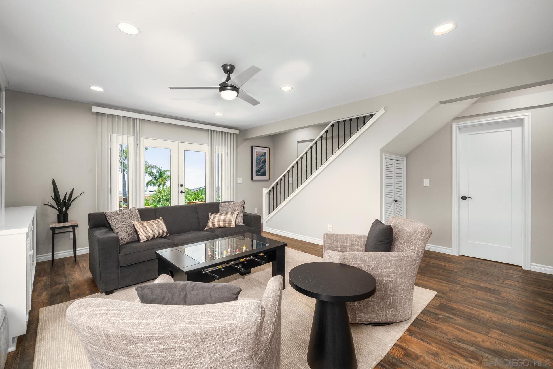 Detail Gallery Image 41 of 75 For 7201  Country Club Drive, La Jolla,  CA 92037 - 4 Beds | 3 Baths