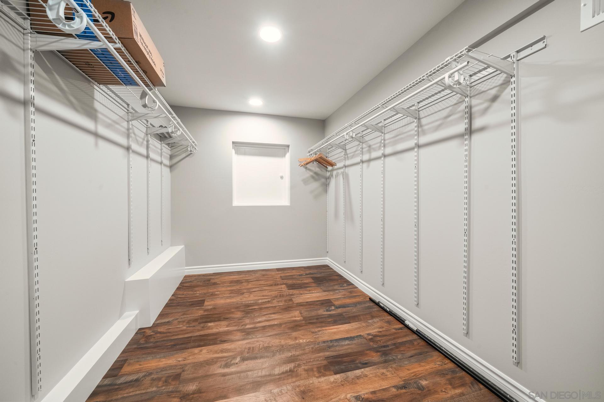 Detail Gallery Image 51 of 75 For 7201  Country Club Drive, La Jolla,  CA 92037 - 4 Beds | 3 Baths