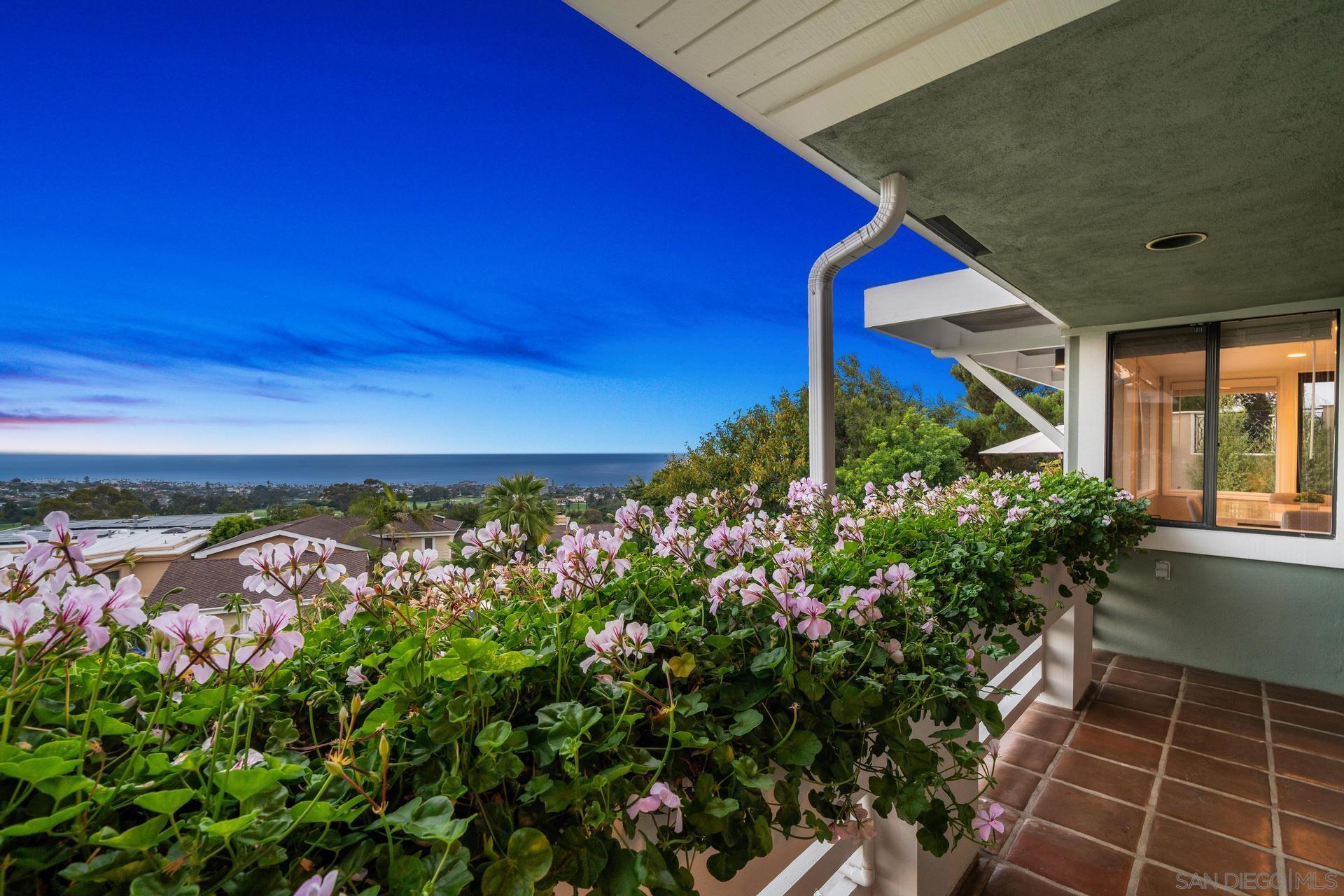 Detail Gallery Image 73 of 75 For 7201  Country Club Drive, La Jolla,  CA 92037 - 4 Beds | 3 Baths