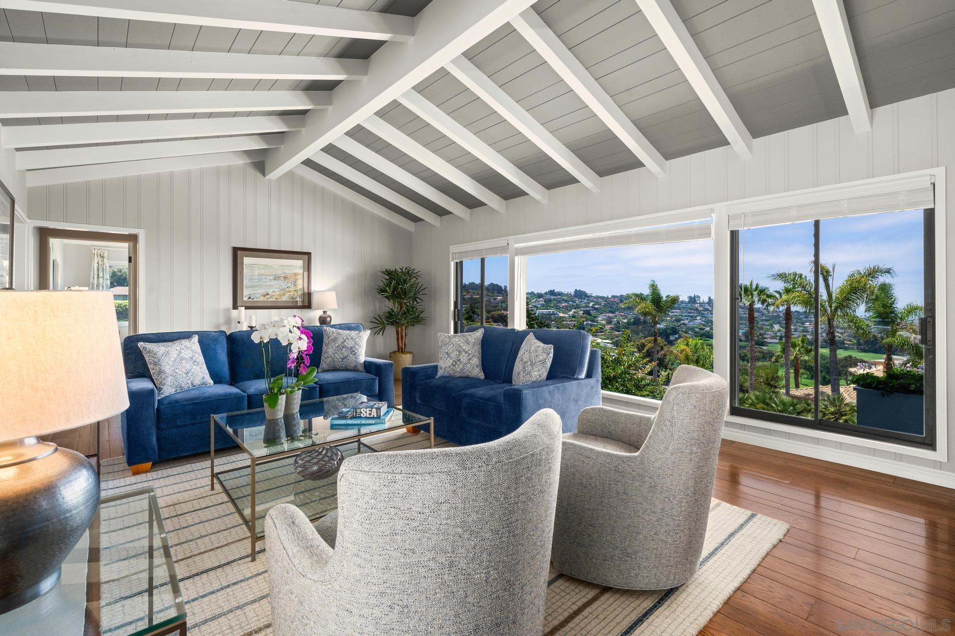 Detail Gallery Image 10 of 75 For 7201  Country Club Drive, La Jolla,  CA 92037 - 4 Beds | 3 Baths