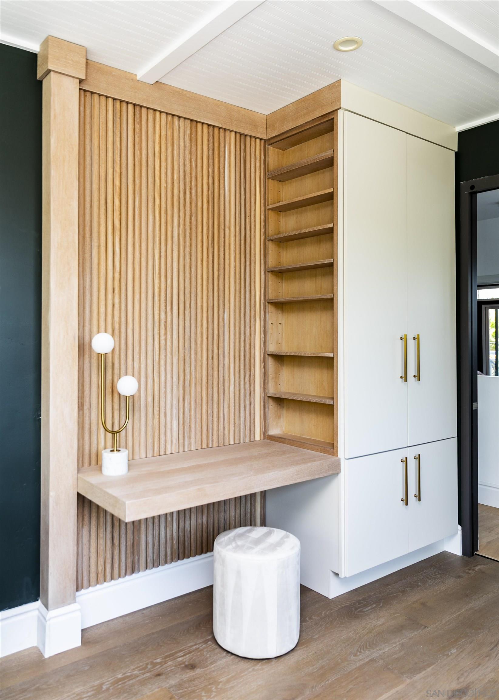 Detail Gallery Image 15 of 36 For 6429  Dowling Drive, La Jolla,  CA 92037 - 4 Beds | 3 Baths