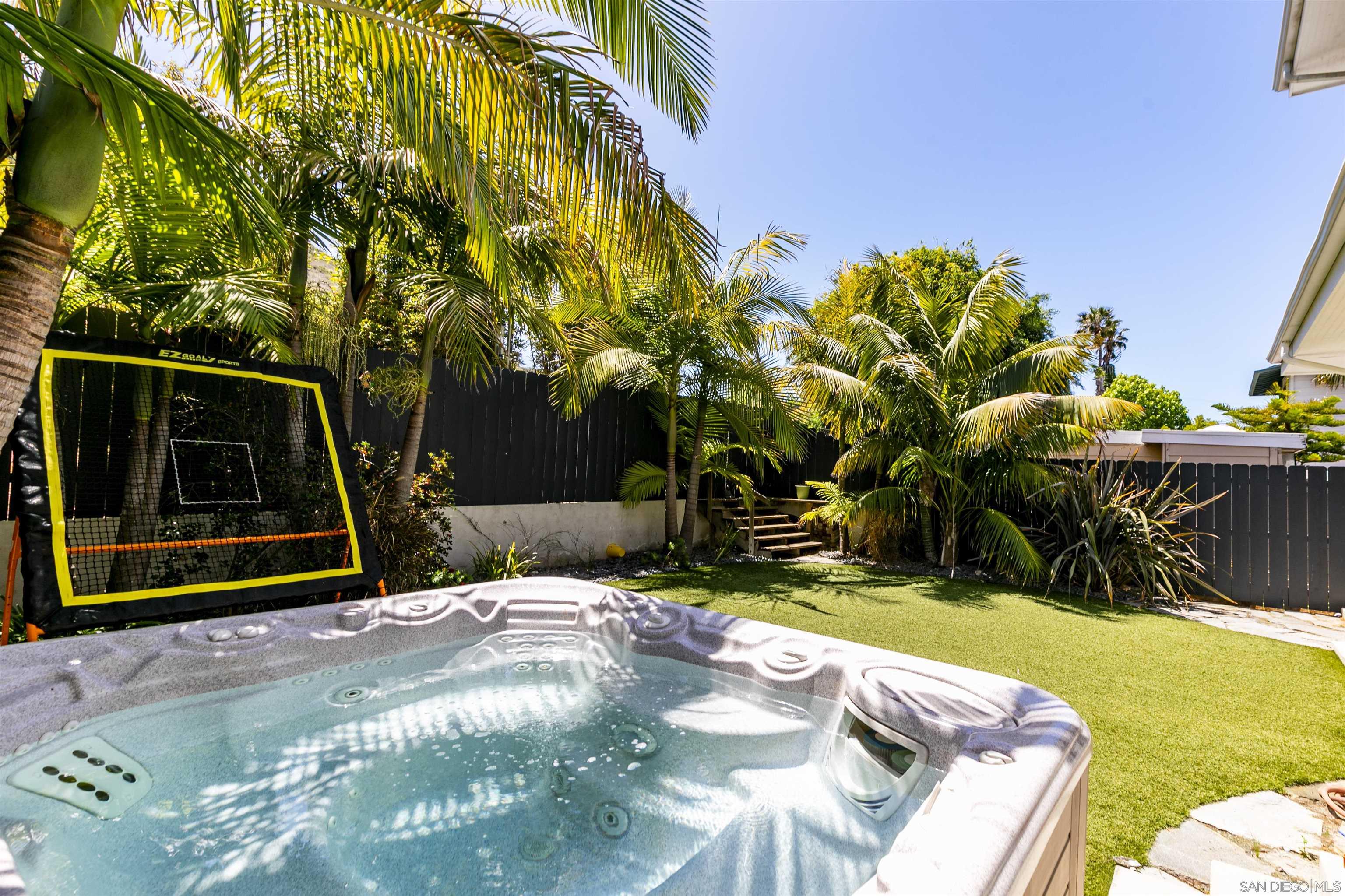 Detail Gallery Image 32 of 36 For 6429  Dowling Drive, La Jolla,  CA 92037 - 4 Beds | 3 Baths