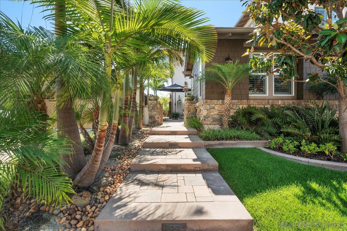 Front Image Thumbnail for SD250041574