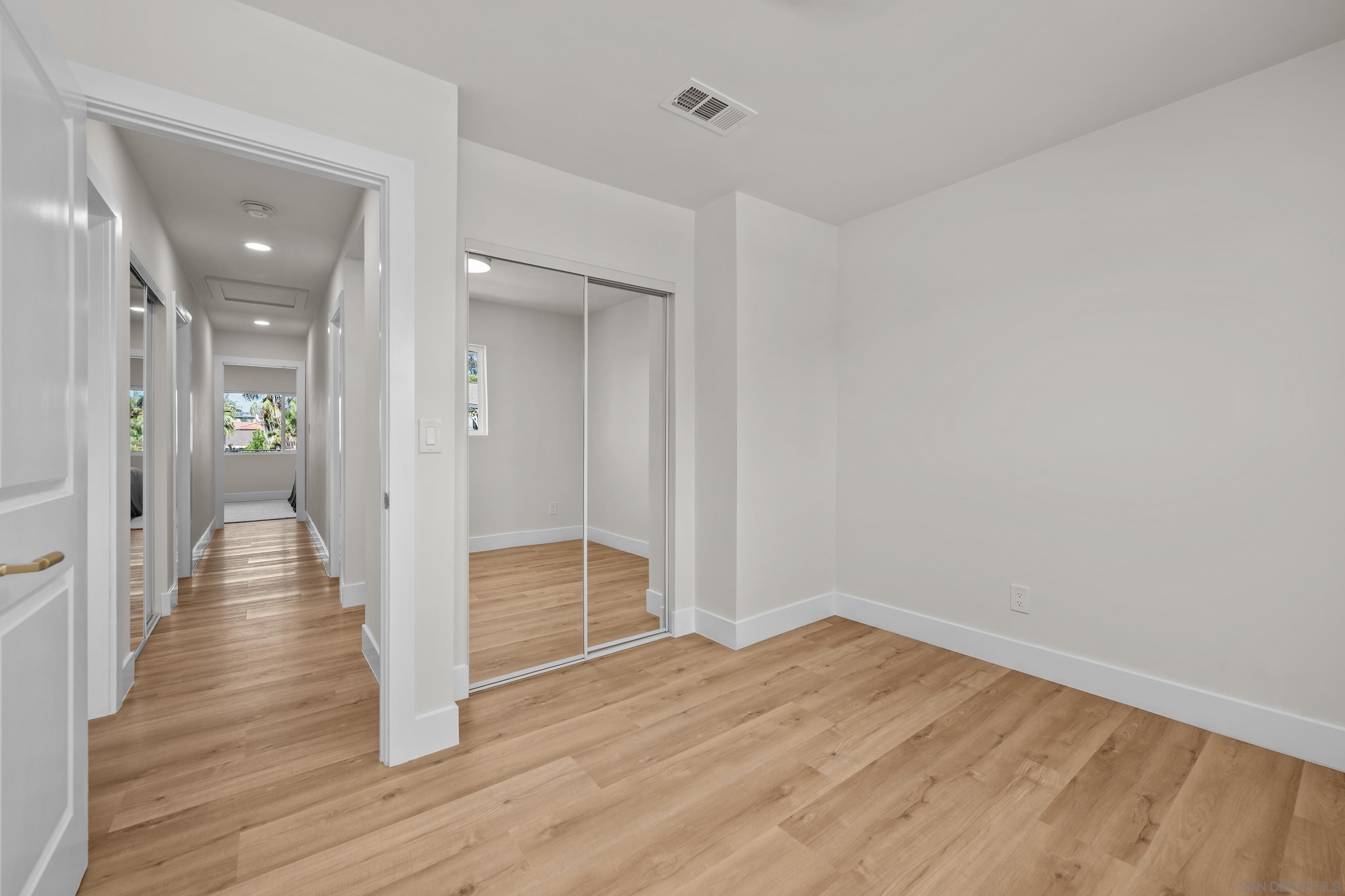 Detail Gallery Image 15 of 30 For 6196  Rockhurst Dr, San Diego,  CA 92120 - 4 Beds | 2 Baths