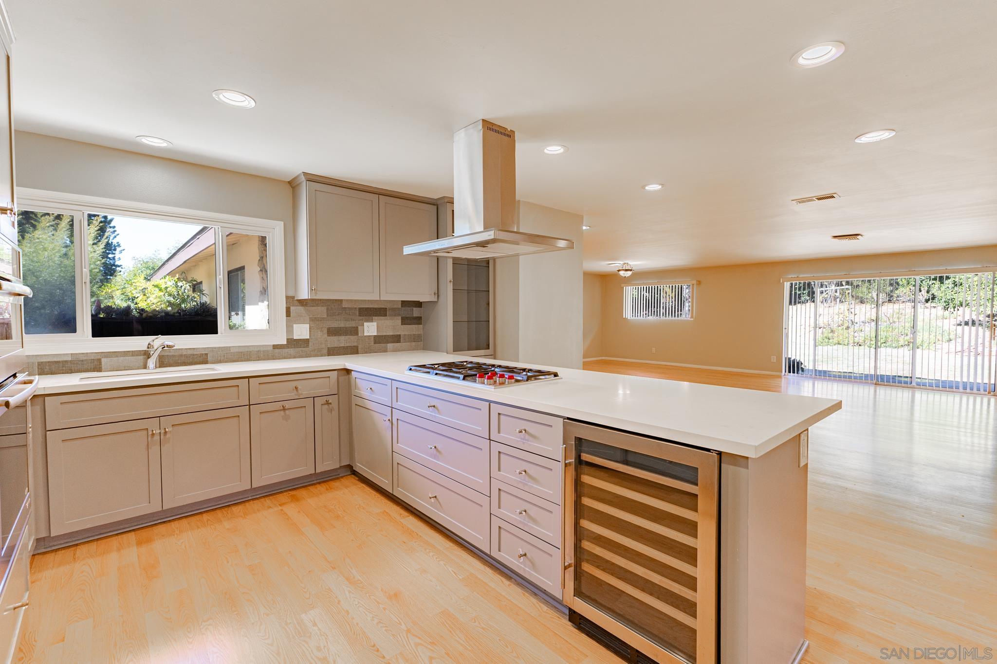 Detail Gallery Image 20 of 46 For 10020  Bonnie Vista Dr., La Mesa,  CA 91941 - 3 Beds | 2 Baths