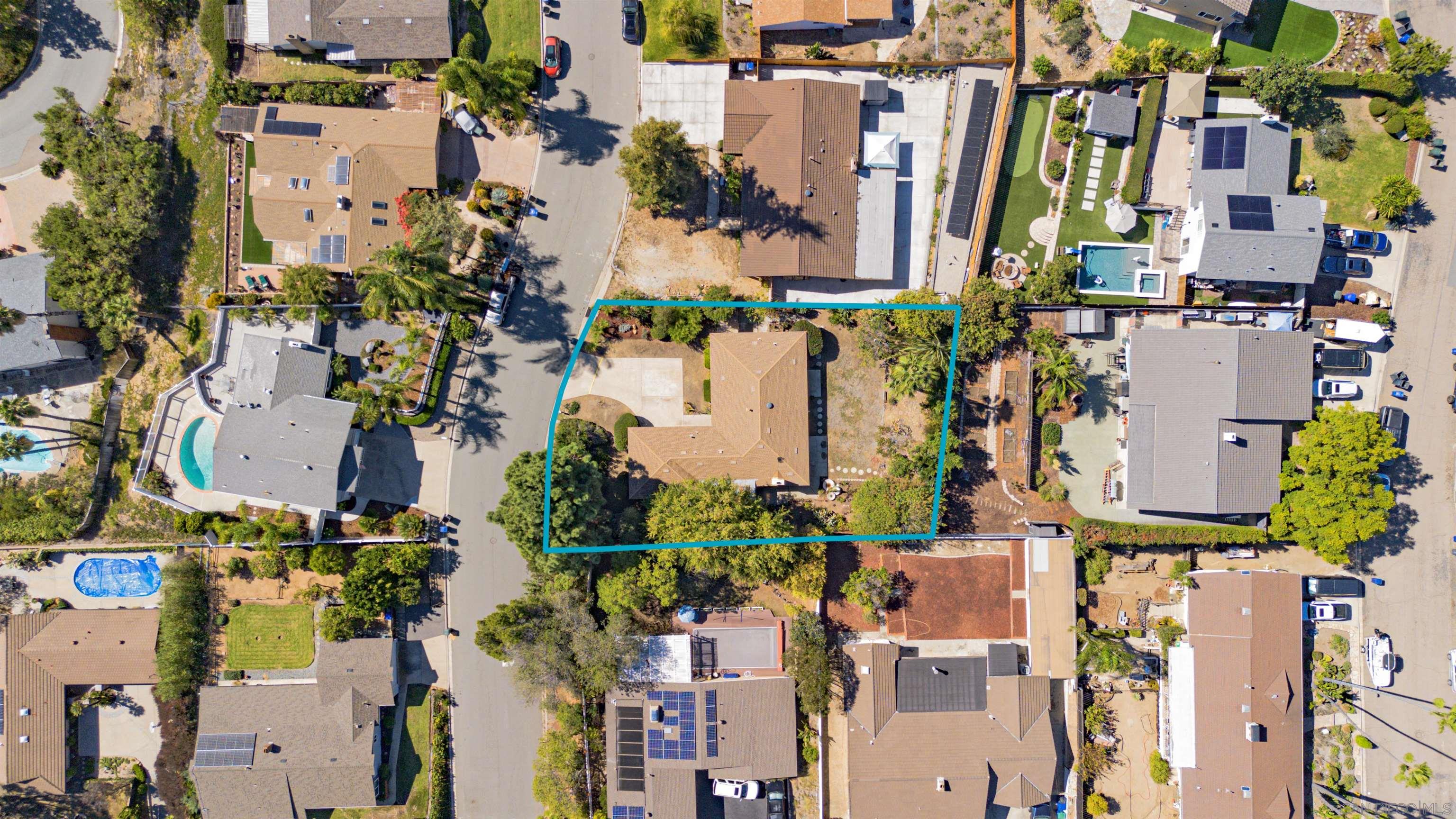 Detail Gallery Image 6 of 46 For 10020  Bonnie Vista Dr., La Mesa,  CA 91941 - 3 Beds | 2 Baths