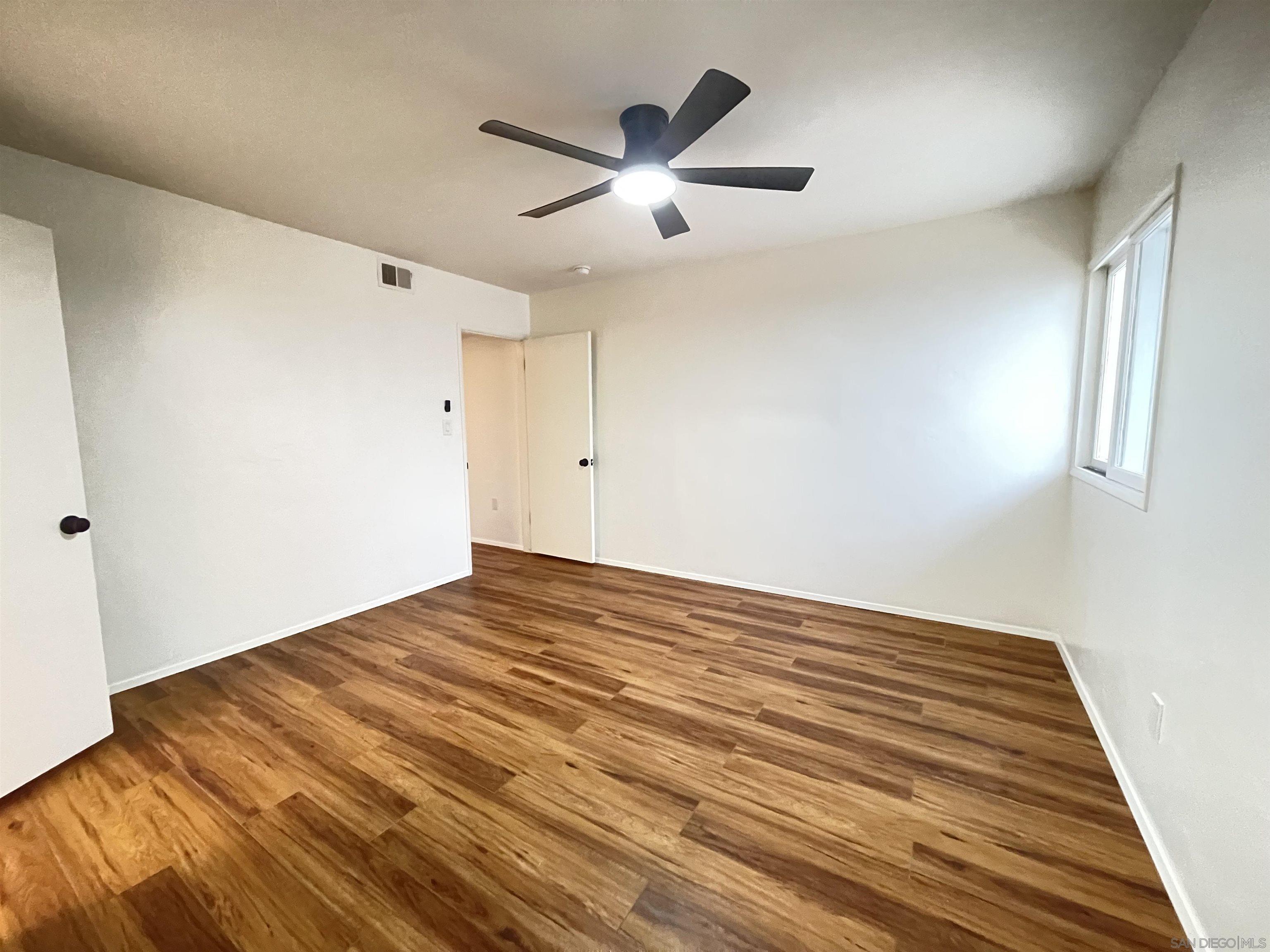 Detail Gallery Image 14 of 21 For 308  Palomar, La Jolla,  CA 92037 - 2 Beds | 2 Baths