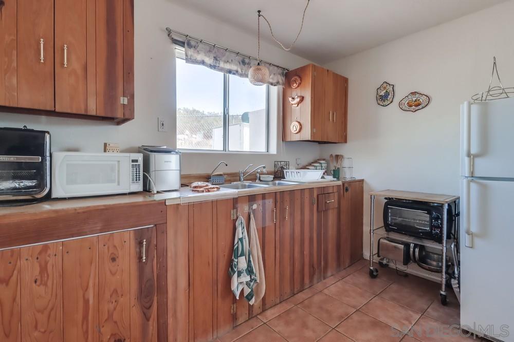 Detail Gallery Image 7 of 21 For 2036  Boulder Oaks Rd, Potrero,  CA 91963 - 3 Beds | 2 Baths