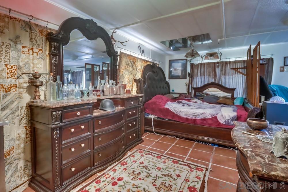 Detail Gallery Image 5 of 11 For 2052  Boulder Oaks Rd, Potrero,  CA 91963 - 2 Beds | 1 Baths