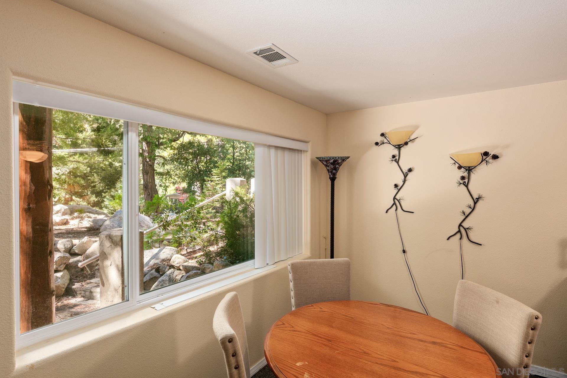 Detail Gallery Image 28 of 48 For 24655  Upper Rim Rock Road, Idyllwild,  CA 92549 - 3 Beds | 3 Baths