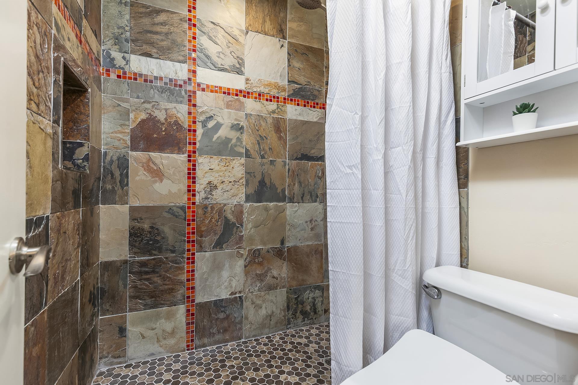 Detail Gallery Image 29 of 72 For 4878  Pescadero Ave  #103,  San Diego,  CA 92107 - 2 Beds | 2 Baths