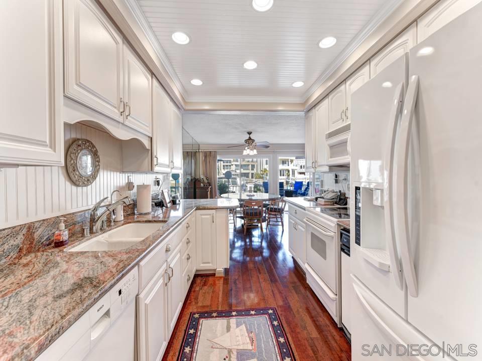 Detail Gallery Image 8 of 23 For 45  Antigua Court, Coronado,  CA 92118 - 3 Beds | 2 Baths