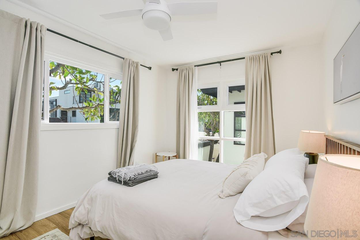 Detail Gallery Image 32 of 41 For 811  Dover Ct, San Diego,  CA 92109 - 2 Beds | 1 Baths