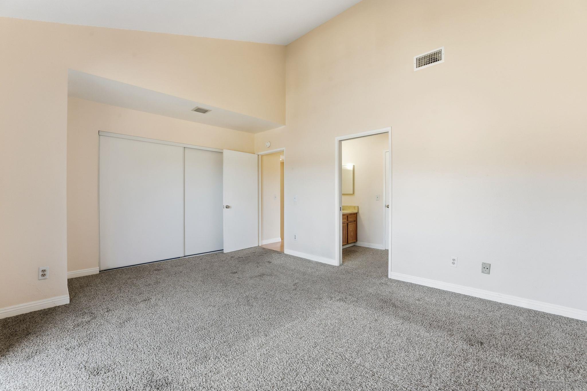 Detail Gallery Image 14 of 21 For 1585  Stone Edge Cir, El Cajon,  CA 92021 - 2 Beds | 1/1 Baths