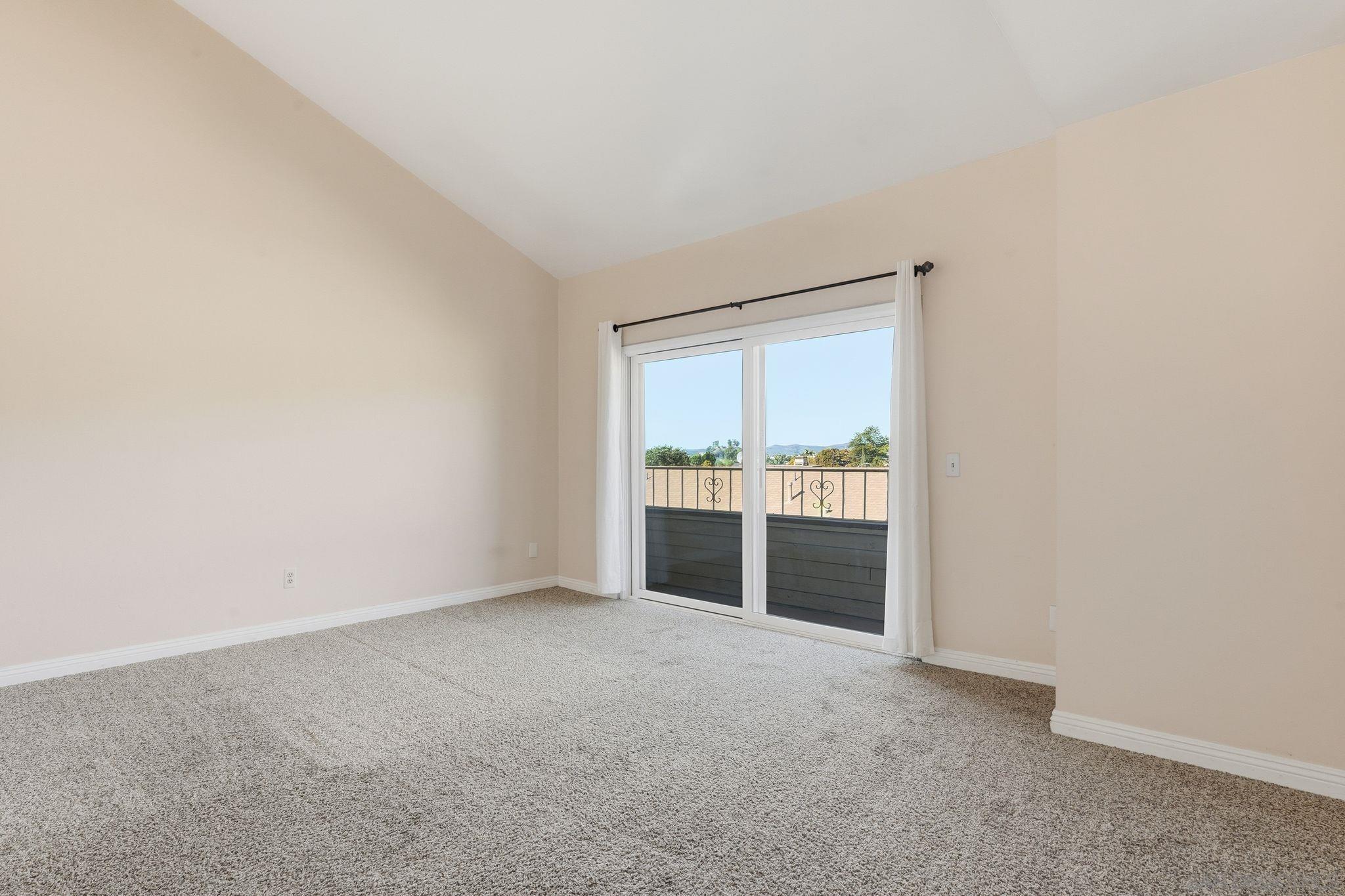 Detail Gallery Image 15 of 21 For 1585  Stone Edge Cir, El Cajon,  CA 92021 - 2 Beds | 1/1 Baths