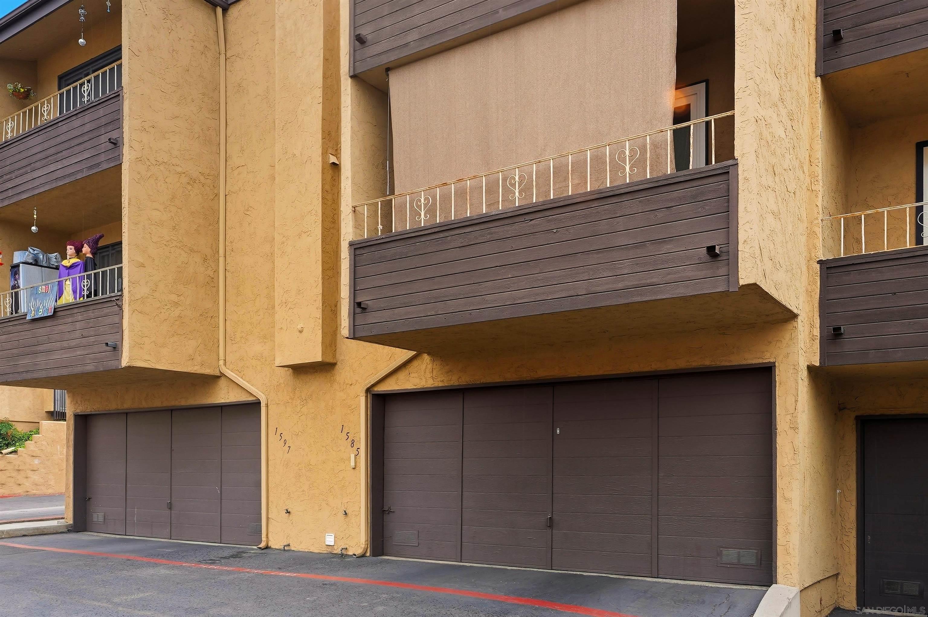 Detail Gallery Image 3 of 21 For 1585  Stone Edge Cir, El Cajon,  CA 92021 - 2 Beds | 1/1 Baths