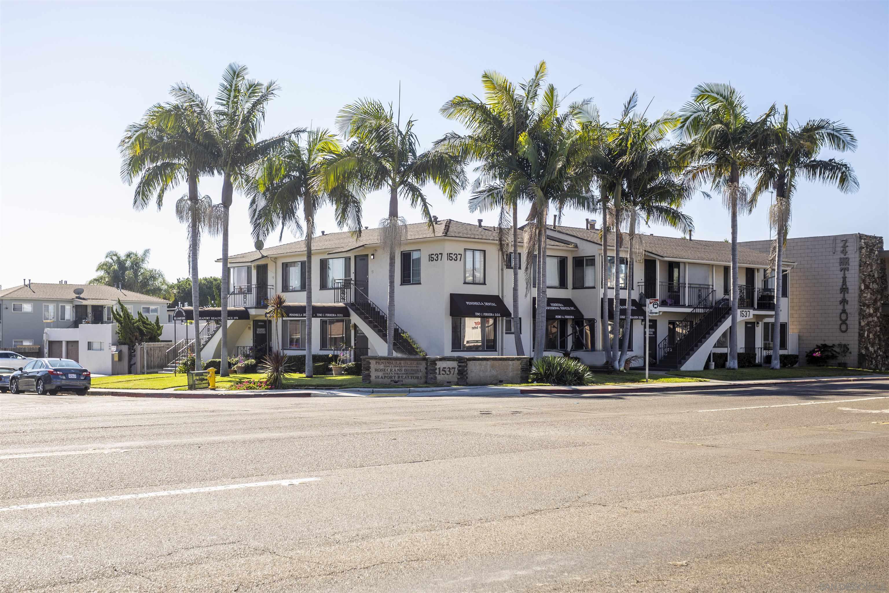 Detail Gallery Image 3 of 13 For 1537  Rosecrans St  H, San Diego,  CA 92106 - 2 Beds | 1 Baths