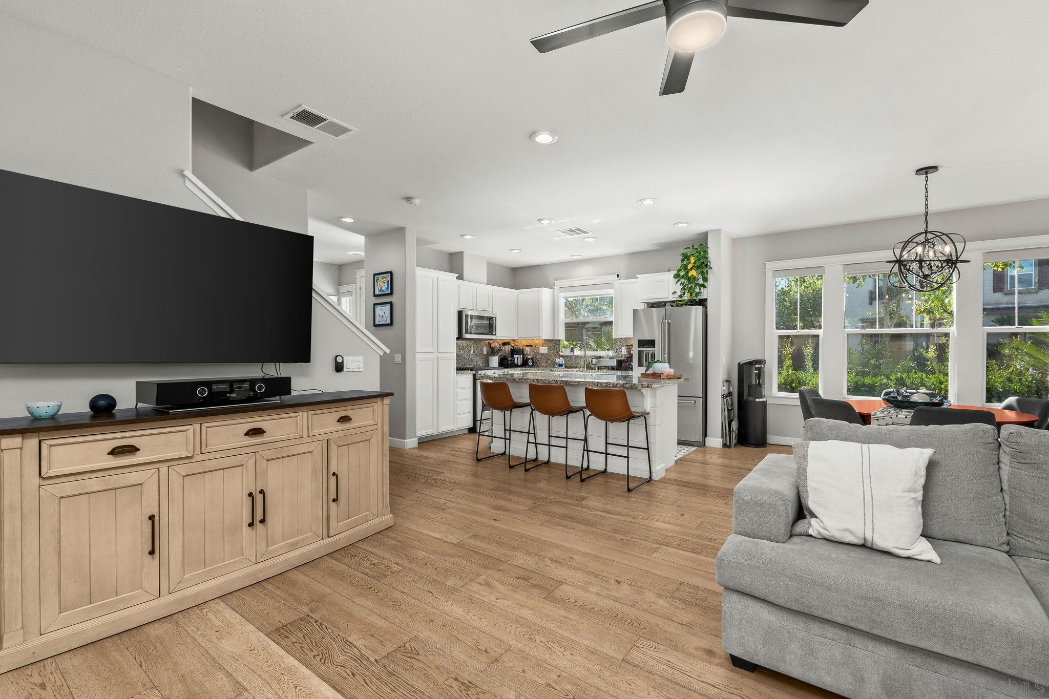 Detail Gallery Image 12 of 38 For 1753  Reichert Way, Chula Vista,  CA 91913 - 4 Beds | 2/1 Baths