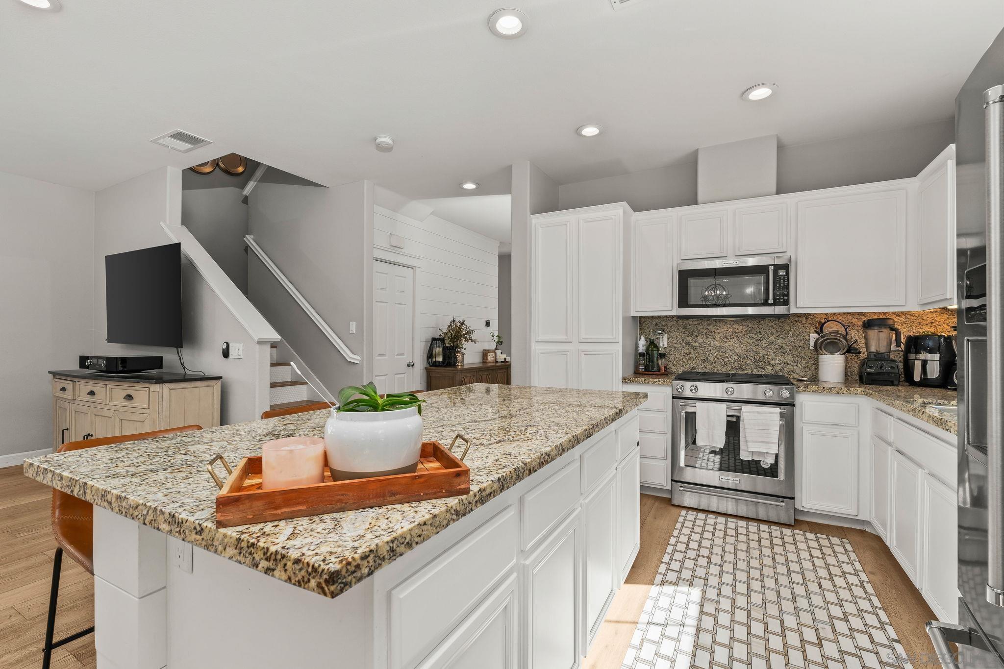 Detail Gallery Image 9 of 38 For 1753  Reichert Way, Chula Vista,  CA 91913 - 4 Beds | 2/1 Baths