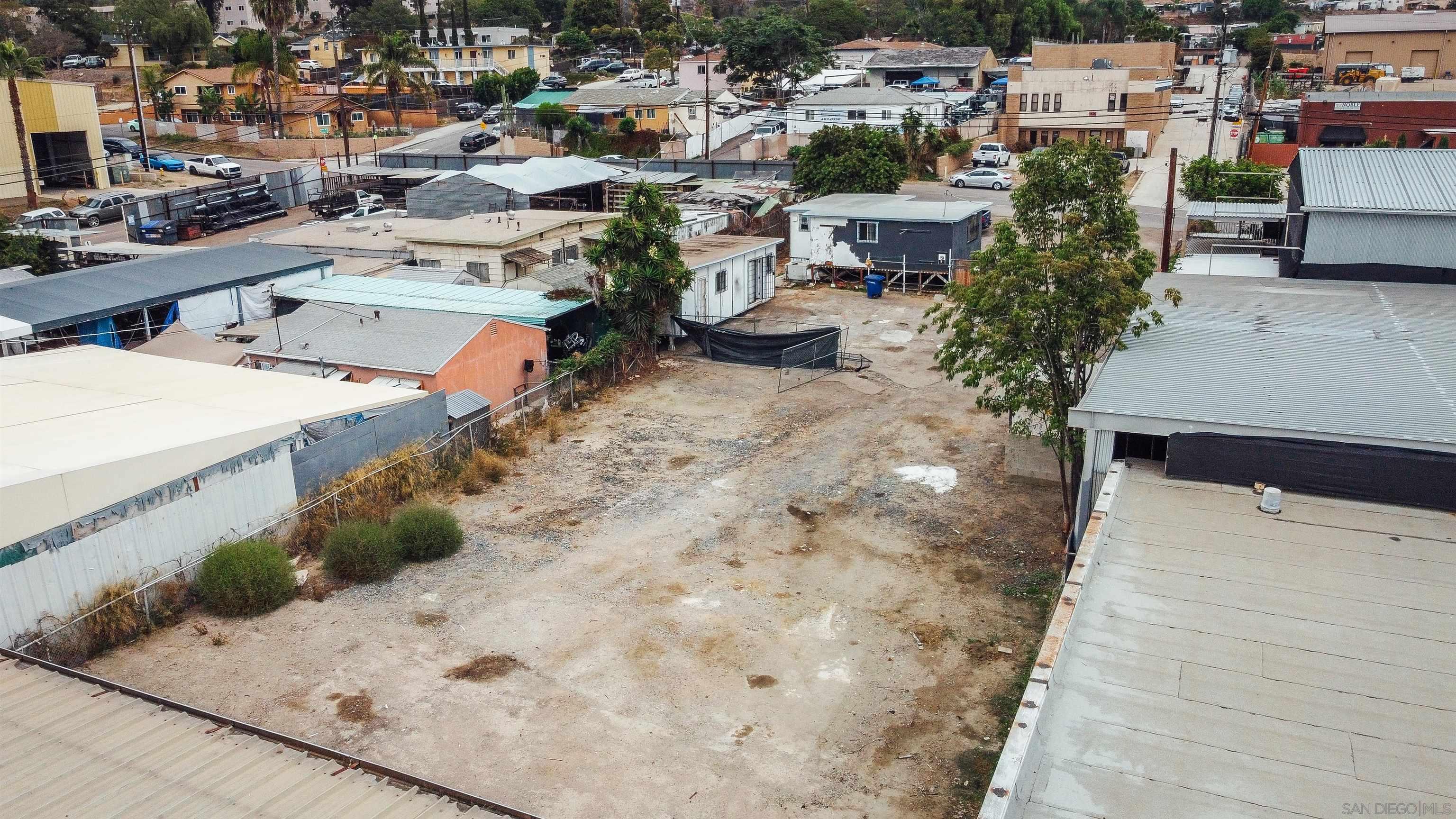 Detail Gallery Image 5 of 9 For 1424  Presioca Street, Spring Valley,  CA 91977 - – Beds | – Baths