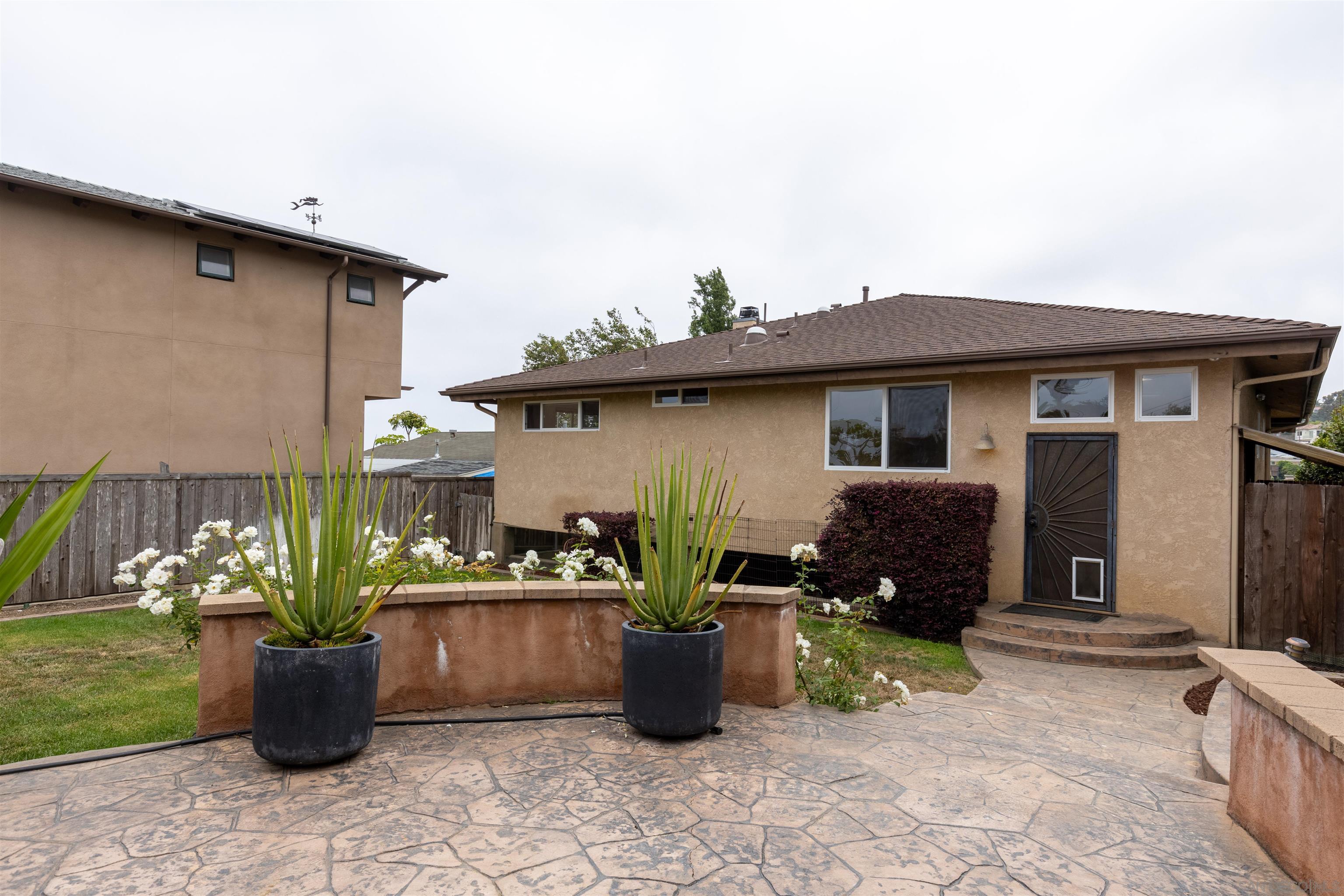 Detail Gallery Image 38 of 38 For 3340  Byron, San Diego,  CA 92106 - 3 Beds | 3 Baths