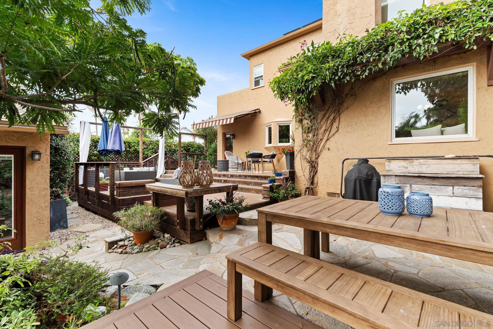 Front Image Thumbnail for SD250041652