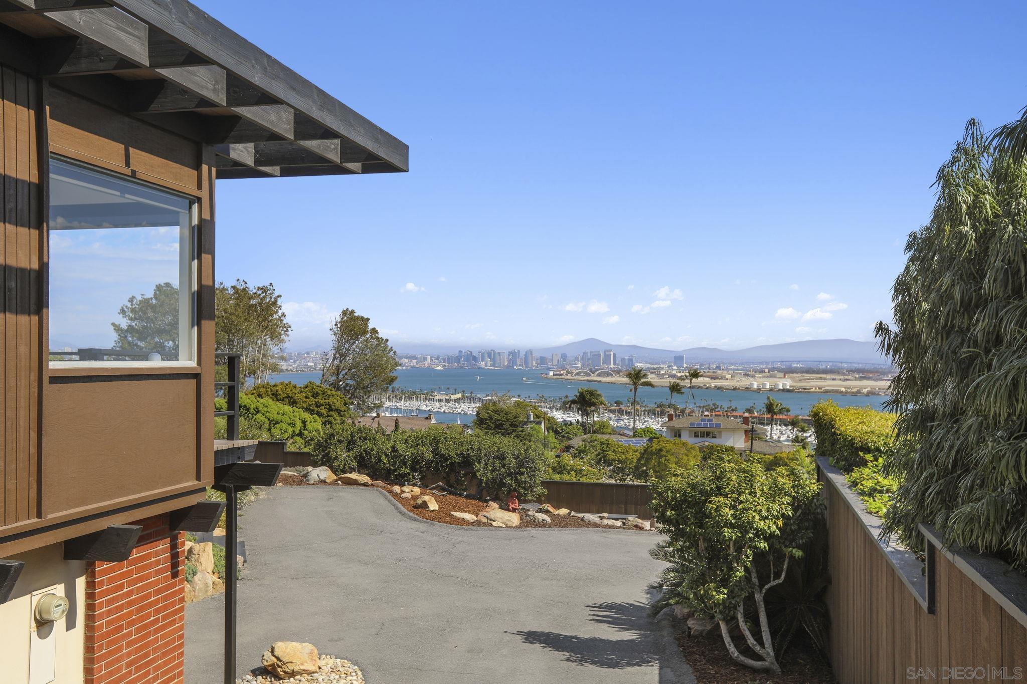 Detail Gallery Image 29 of 35 For 666  San Gorgonio St, San Diego,  CA 92106 - 4 Beds | 2/1 Baths