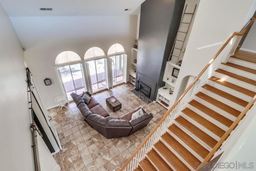 Detail Gallery Image 14 of 38 For 15735  Lawson Valley Road, Jamul,  CA 91935 - 5 Beds | 3/1 Baths