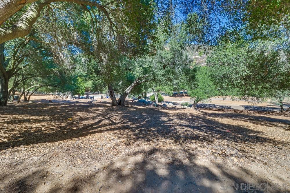 Detail Gallery Image 26 of 38 For 15735  Lawson Valley Road, Jamul,  CA 91935 - 5 Beds | 3/1 Baths