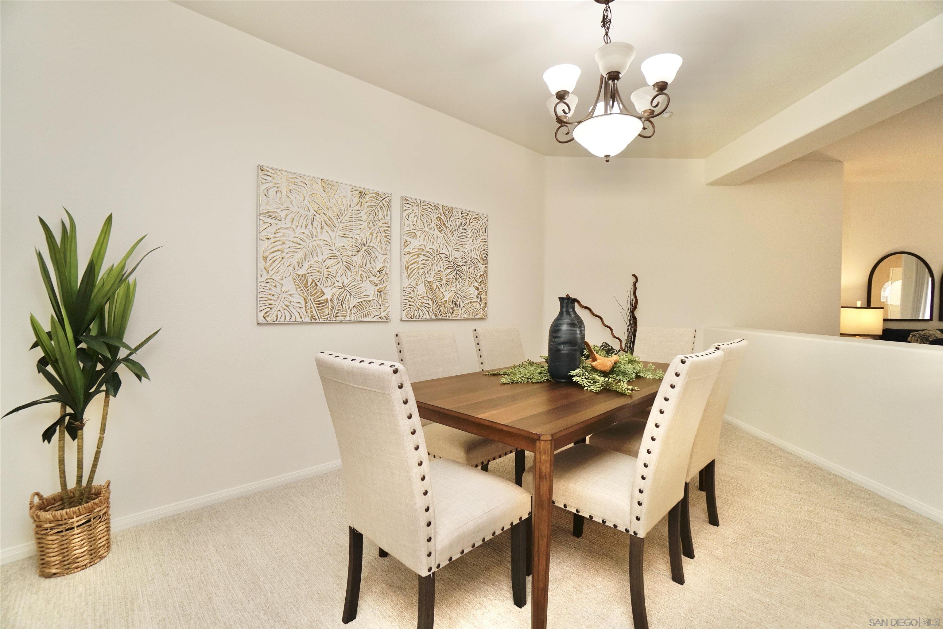 Detail Gallery Image 6 of 28 For 817  Kalpati Circle  #212,  Carlsbad,  CA 92008 - 2 Beds | 2 Baths