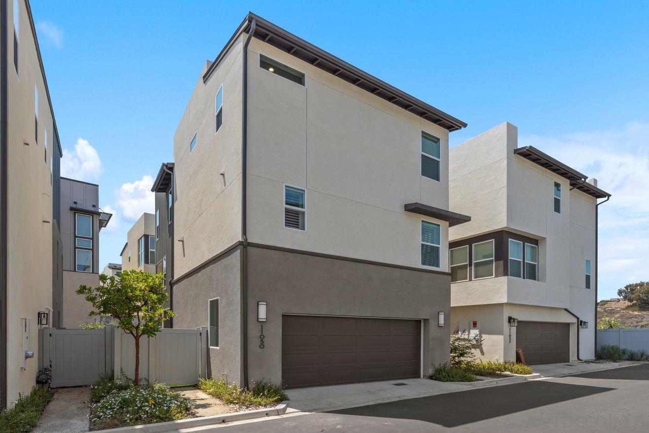 Detail Gallery Image 33 of 60 For 11050  Solstice, San Diego,  CA 92126 - 3 Beds | 3 Baths