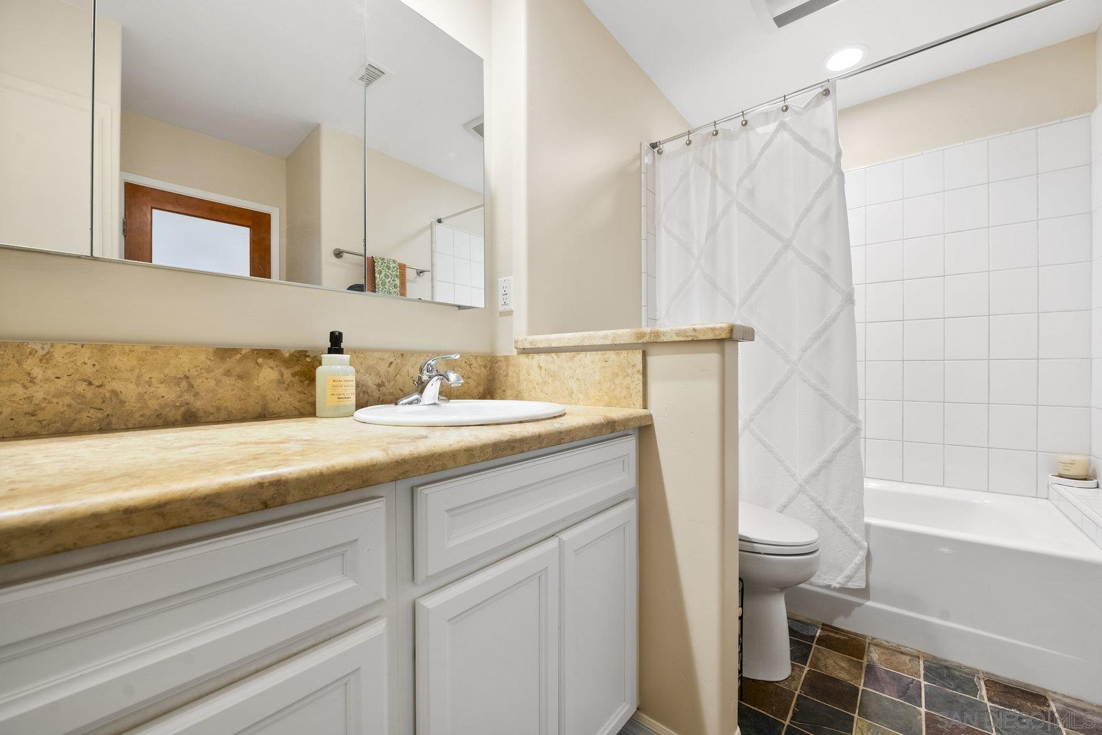 Detail Gallery Image 18 of 23 For 1246  Evergreen Drive, Cardiff By The Sea,  CA 92007 - 2 Beds | 1 Baths