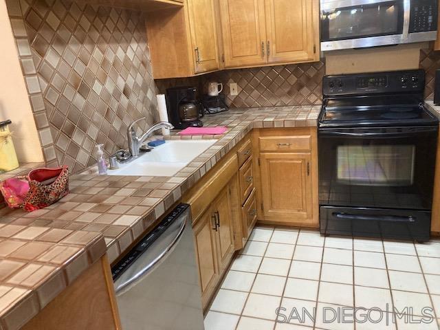 Detail Gallery Image 2 of 14 For 750  State St  208, San Diego,  CA 92101 - 1 Beds | 1 Baths