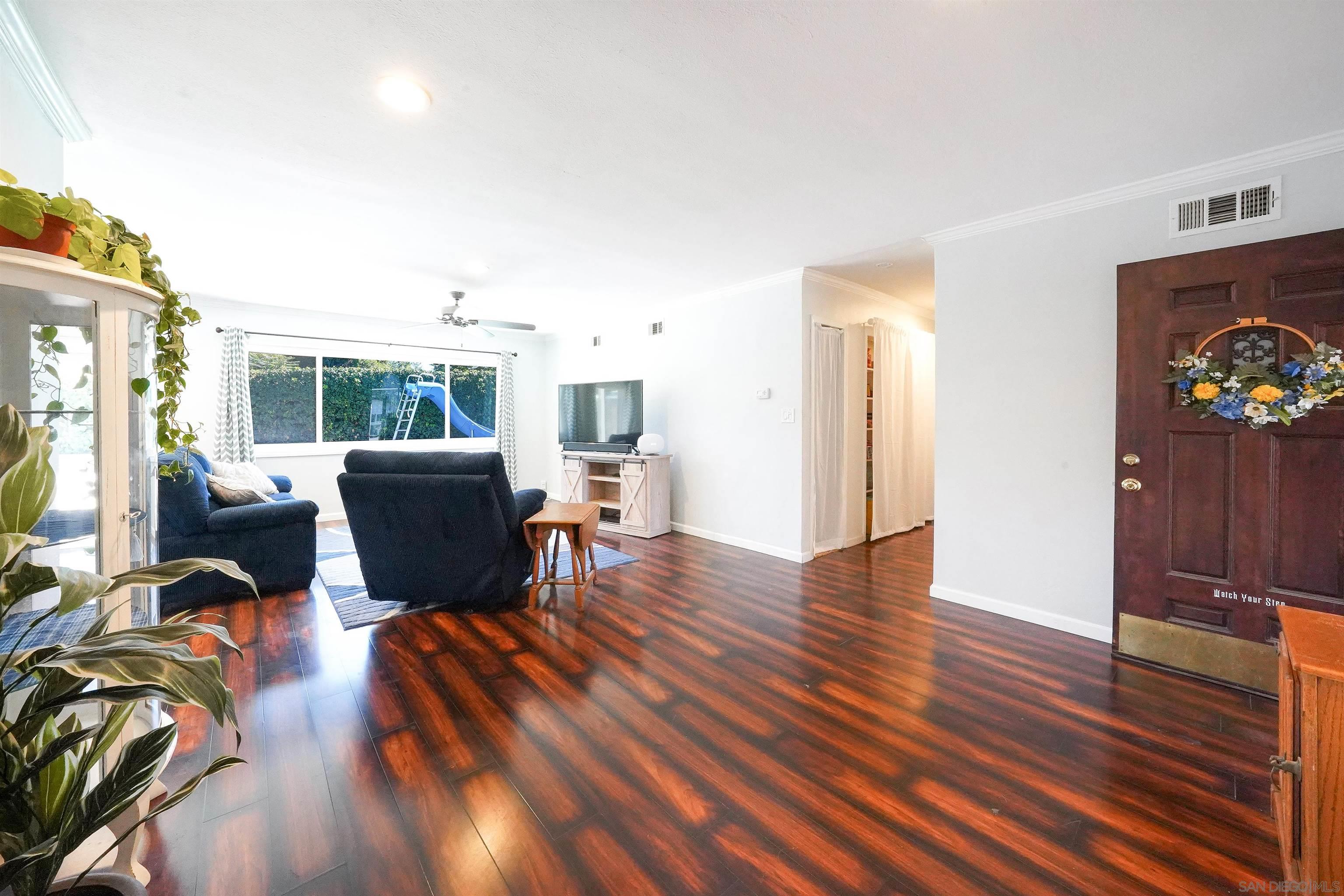 Detail Gallery Image 3 of 35 For 10025  Tamil Rd, Lakeside,  CA 92040 - 4 Beds | 3 Baths