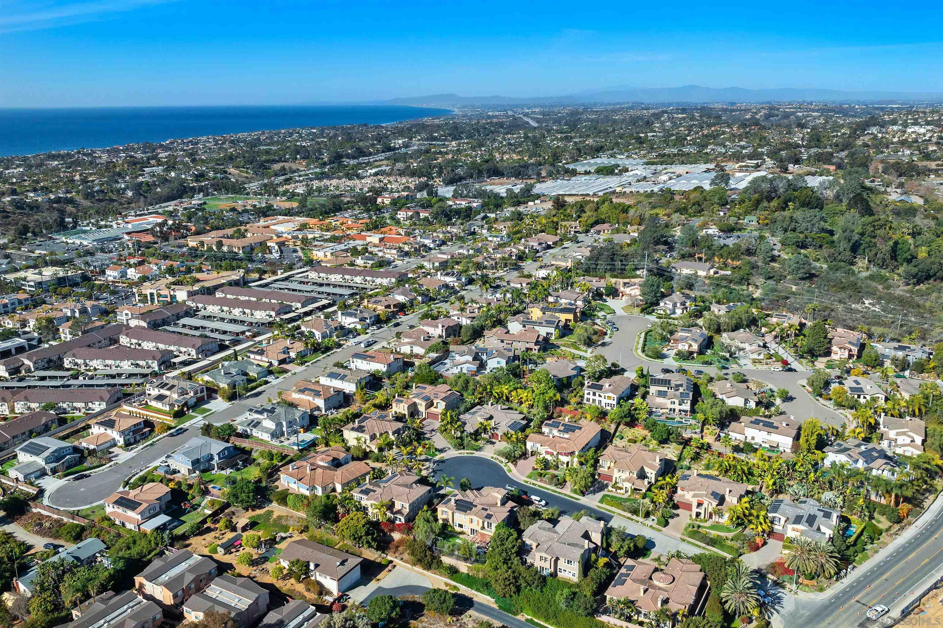 Detail Gallery Image 2 of 38 For 536  Quail Pointe Lane, Encinitas,  CA 92024 - 4 Beds | 4/1 Baths