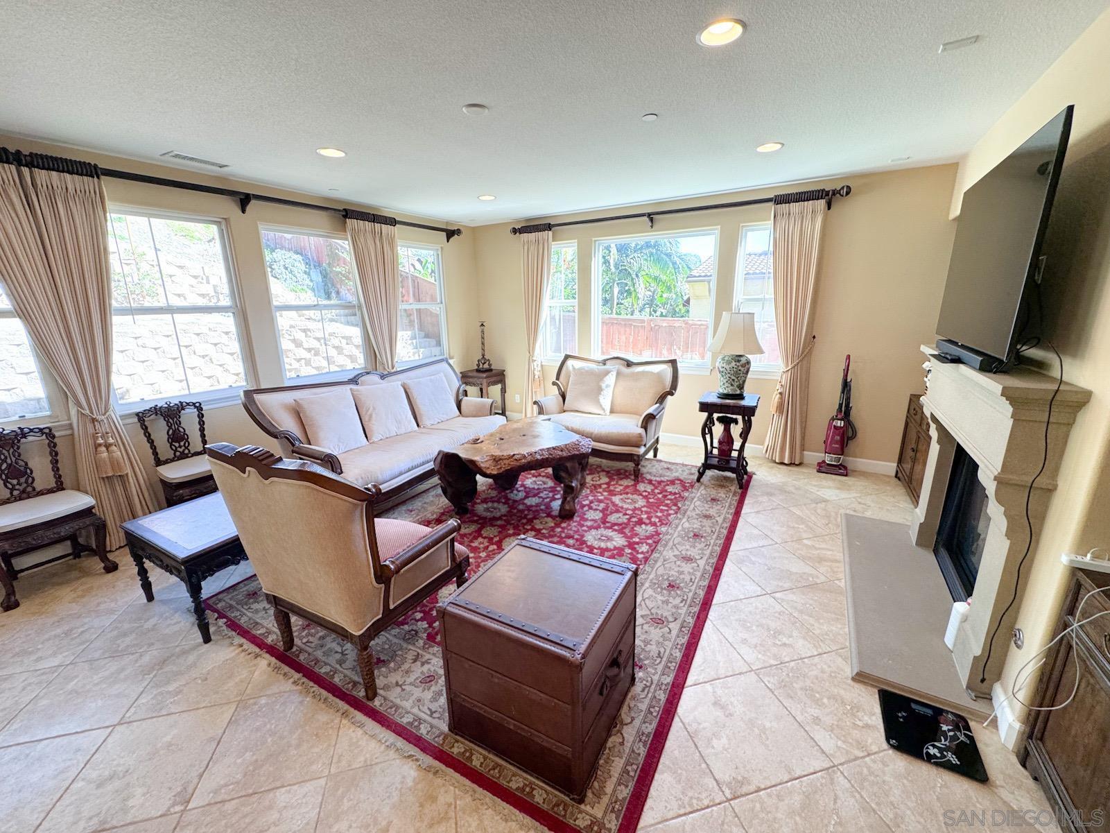 Detail Gallery Image 18 of 38 For 536  Quail Pointe Lane, Encinitas,  CA 92024 - 4 Beds | 4/1 Baths